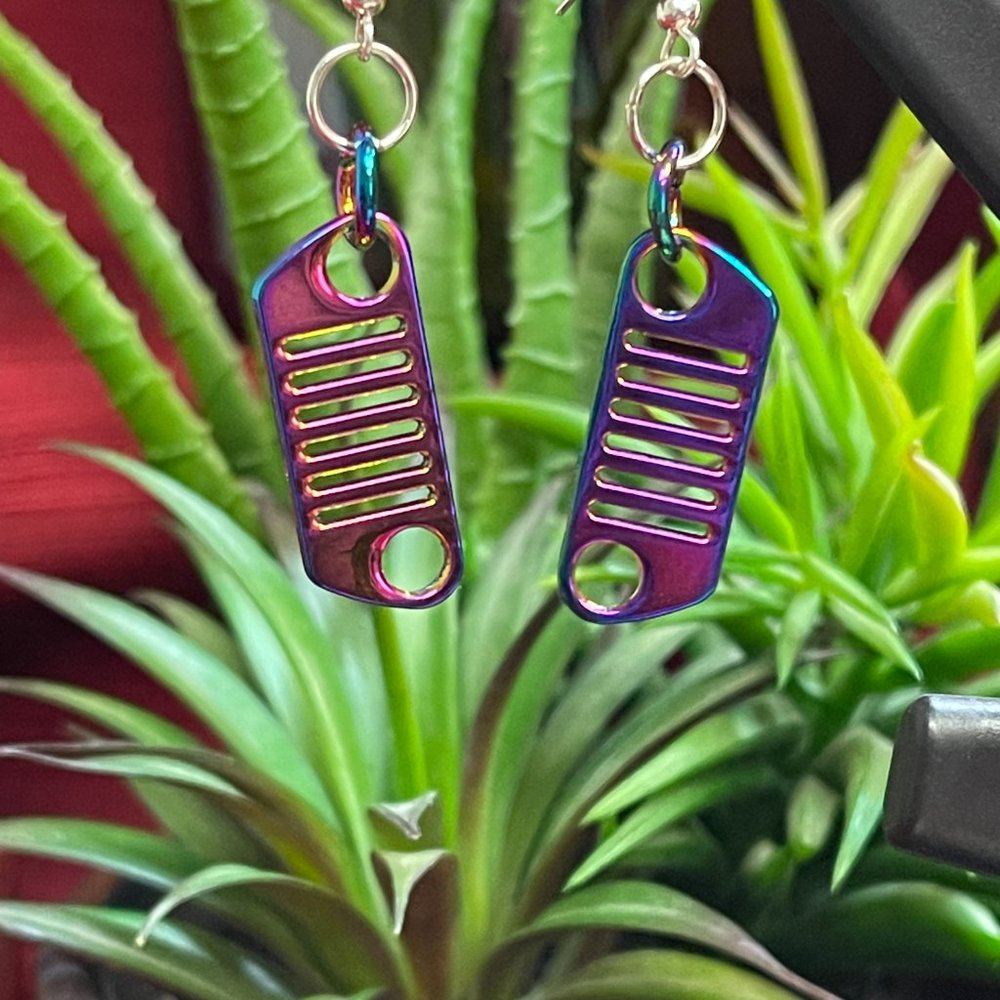 Cute Shiny Rainbow Colored Earrings for the Off-road 4x4 Enthusiasts!